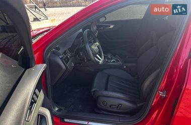 Седан Audi A4 2023 в Харькове