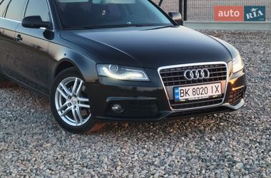 Универсал Audi A4 2010 в Березному