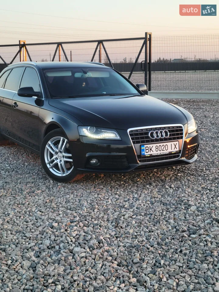 2010 Audi A4 - мініатюра 43