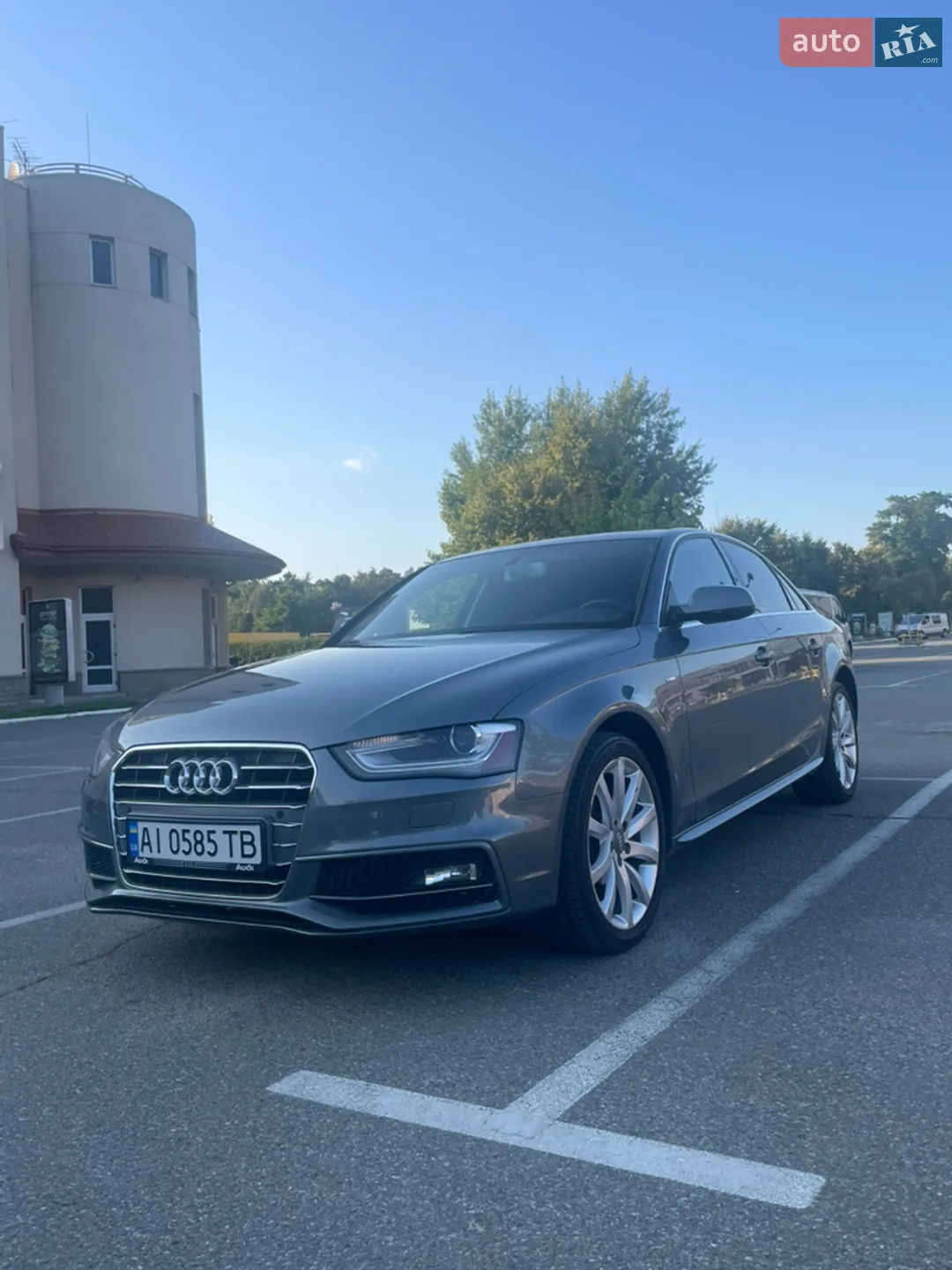 2013 Audi A4 - мініатюра 3
