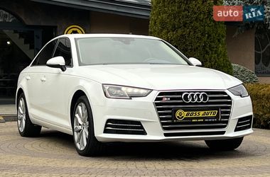 Седан Audi A4 2017 в Львове