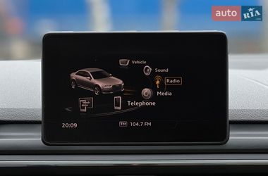 Седан Audi A4 2017 в Львові