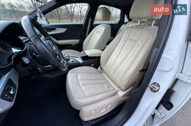 Седан Audi A4 2017 в Чернигове