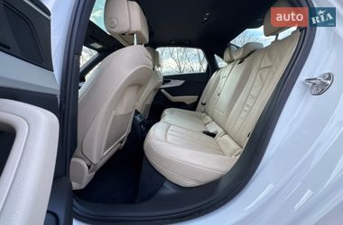 Седан Audi A4 2017 в Чернигове