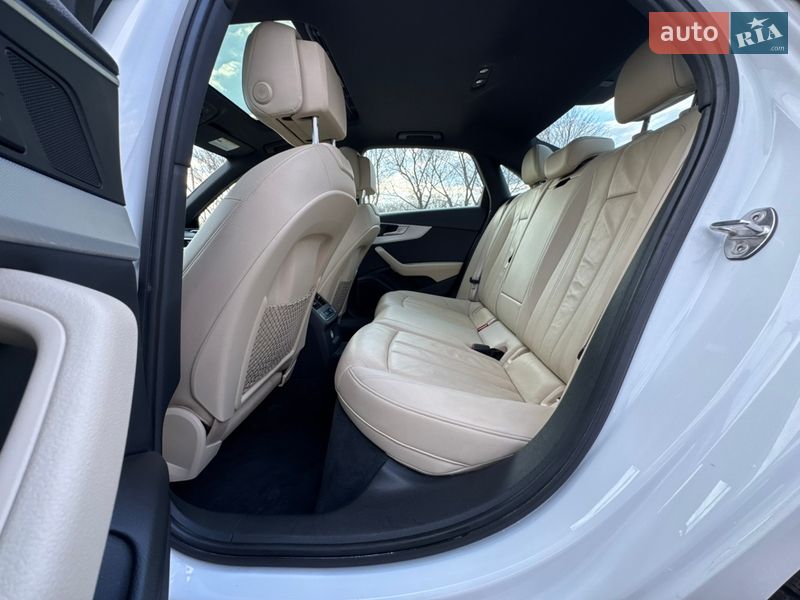 Седан Audi A4 2017 в Чернигове