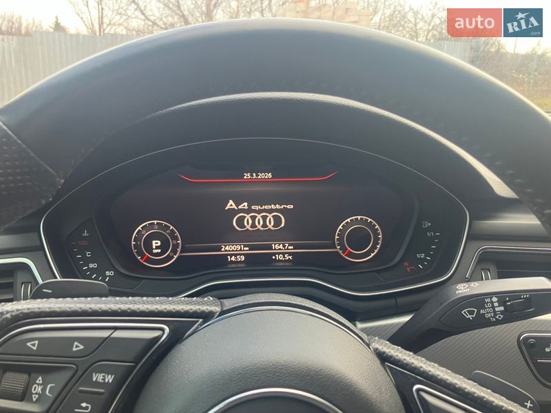 Седан Audi A4 2018 в Обухове