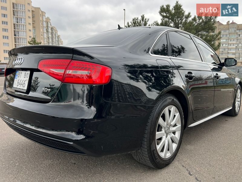 Седан Audi A4 2014 в Николаеве