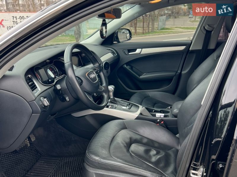 Седан Audi A4 2014 в Николаеве