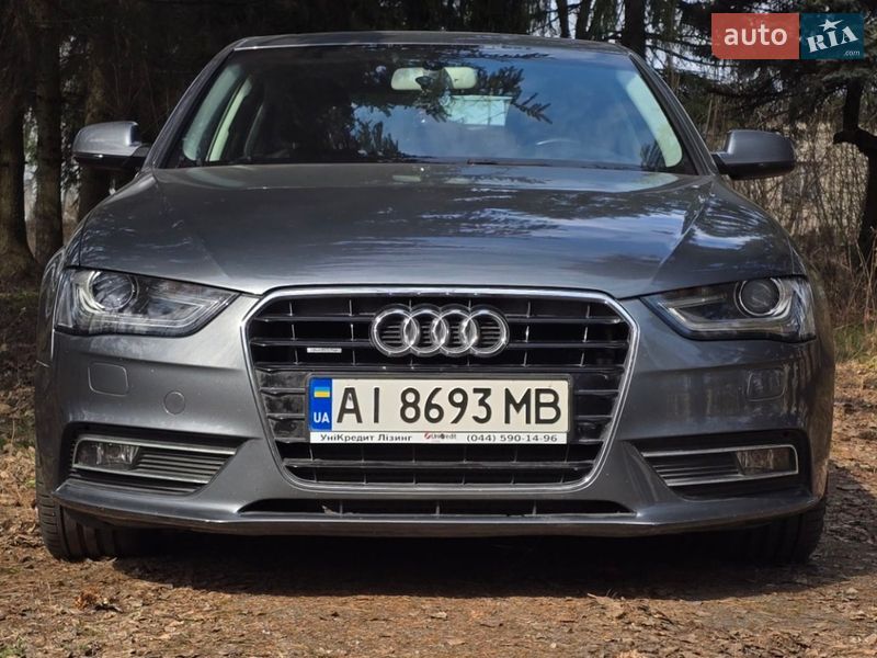 Седан Audi A4 2013 в Києві