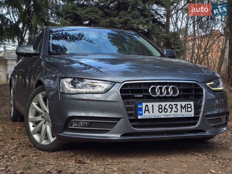 Седан Audi A4 2013 в Києві