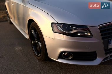 Седан Audi A4 2011 в Шполе