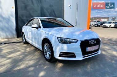Седан Audi A4 2017 в Ужгороде
