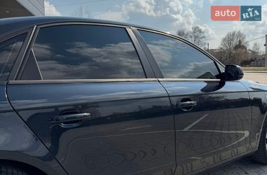 Седан Audi A4 2014 в Шептицькому