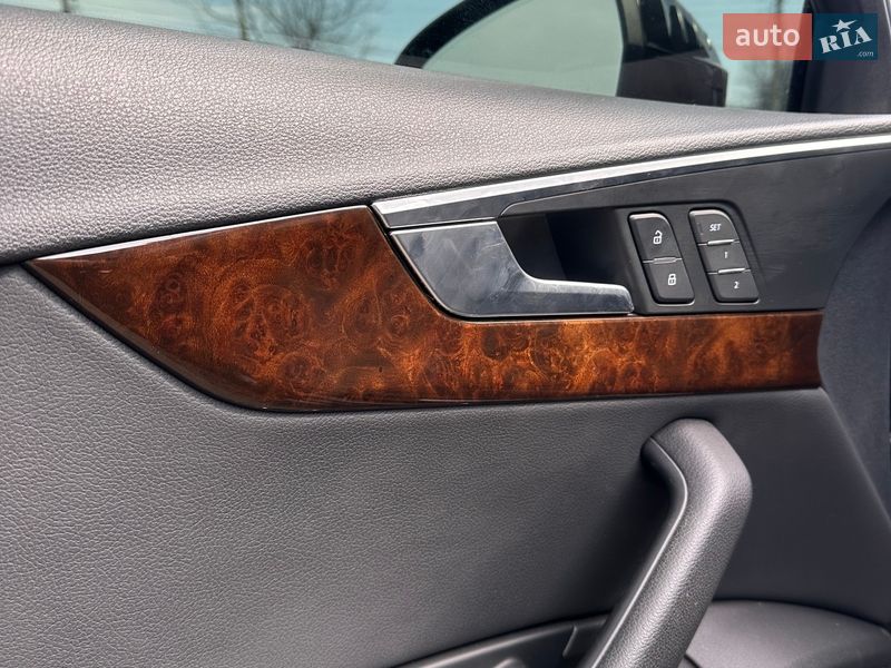 Седан Audi A4 2018 в Ивано-Франковске