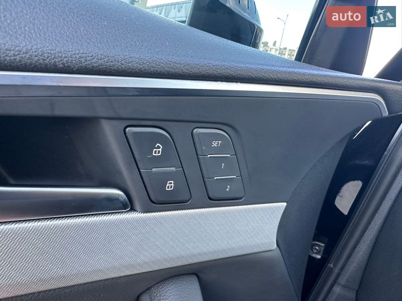 Седан Audi A4 2018 в Києві