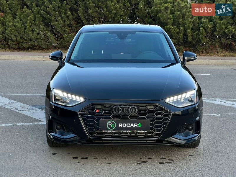 Седан Audi A4 2021 в Києві