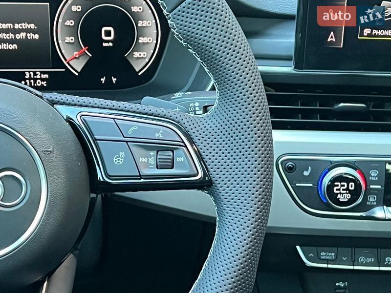 Седан Audi A4 2021 в Києві