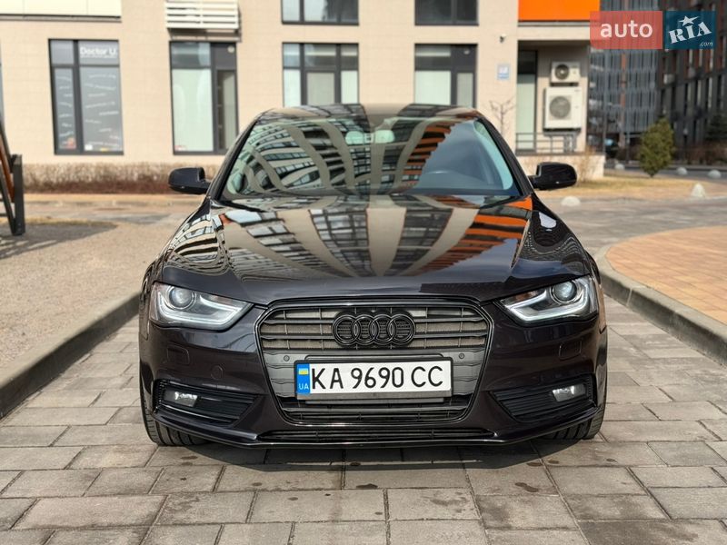 Седан Audi A4 2013 в Києві