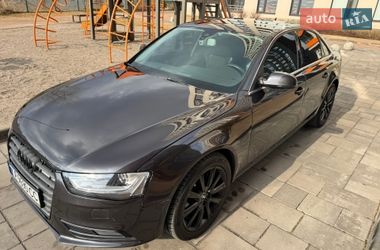 Седан Audi A4 2013 в Києві