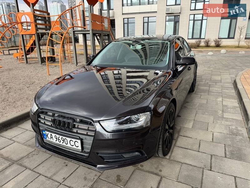 Седан Audi A4 2013 в Києві