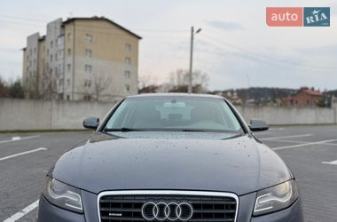 Седан Audi A4 2012 в Львове