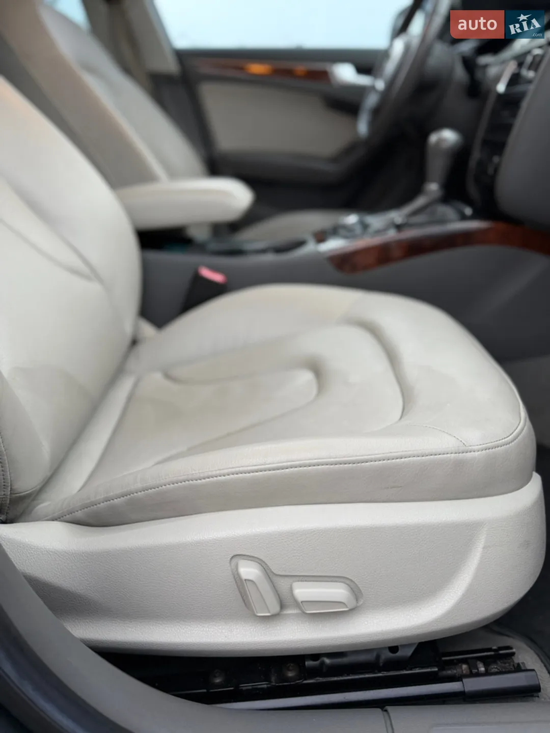 2012 Audi A4 - мініатюра 16