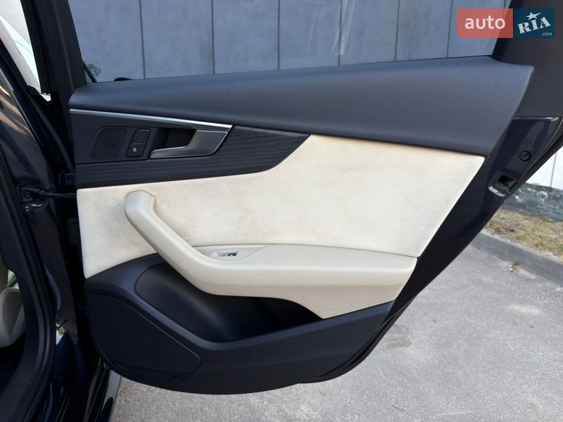Седан Audi A4 2017 в Києві