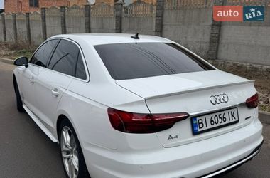 Седан Audi A4 2021 в Полтаві