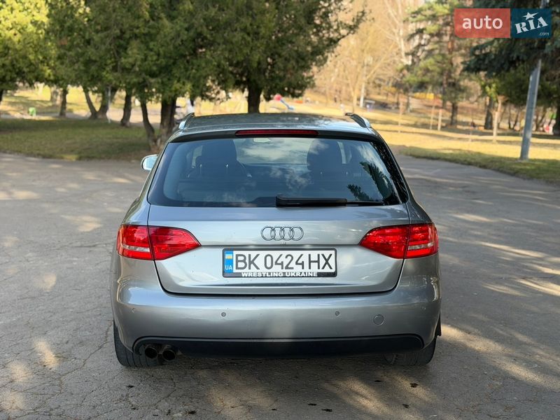 Універсал Audi A4 2010 в Рівному