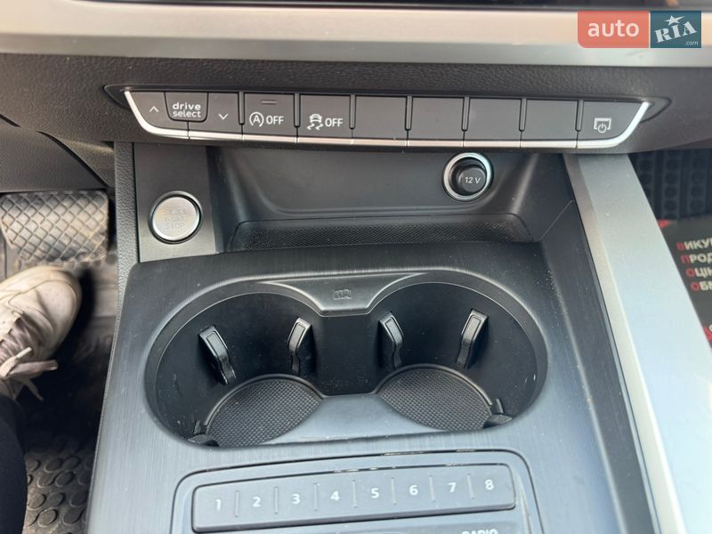 Седан Audi A4 2016 в Киеве фото 23 Седан Audi A4 2016 в Киеве