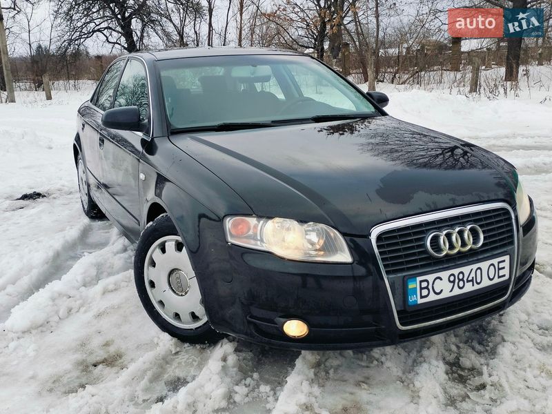 Седан Audi A4 2004 в Радомышле