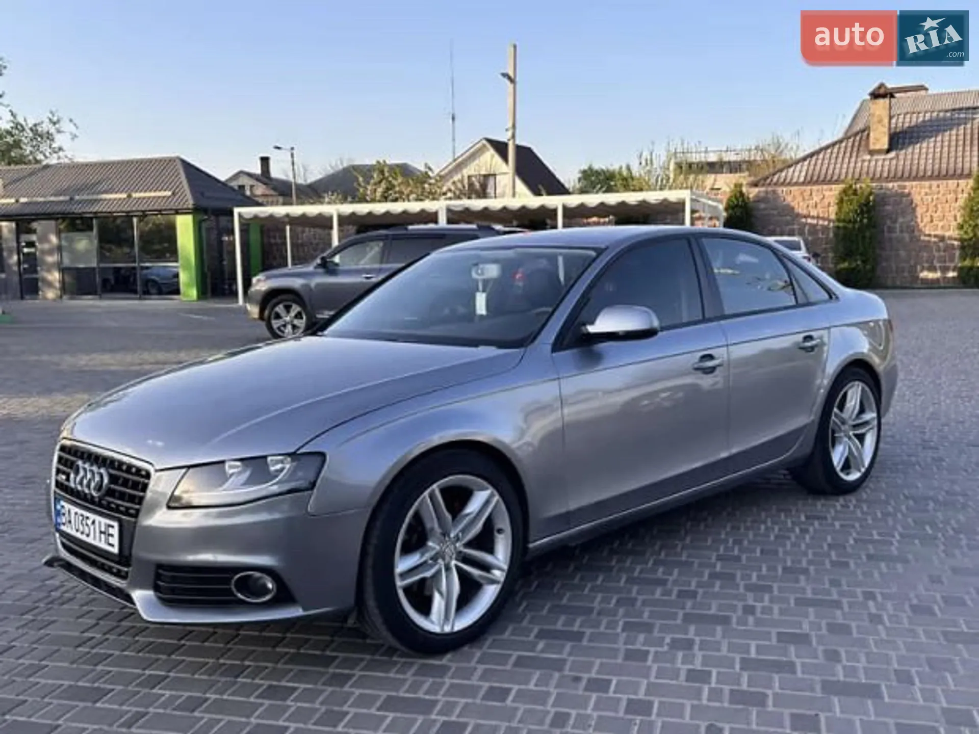 2010 Audi A4 - мініатюра 2