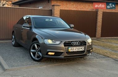 Седан Audi A4 2012 в Києві