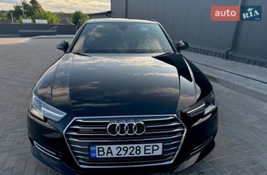 Седан Audi A4 2016 в Новоукраинке