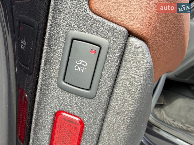 Седан Audi A4 2017 в Киеве