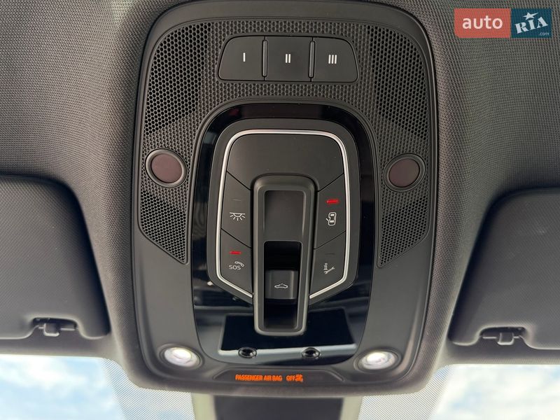 Седан Audi A4 2017 в Киеве