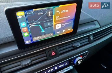 Седан Audi A4 2018 в Киеве