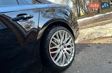 Седан Audi A4 2018 в Киеве