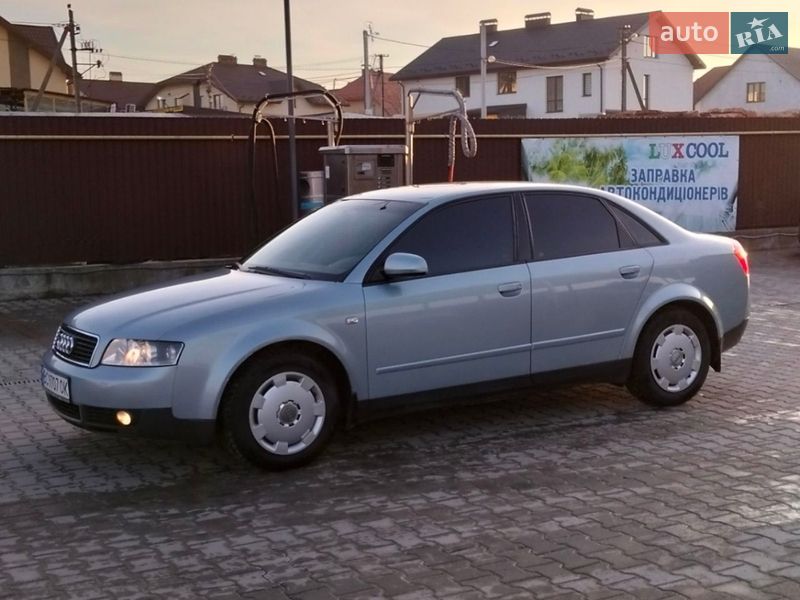 Седан Audi A4 2002 в Львове