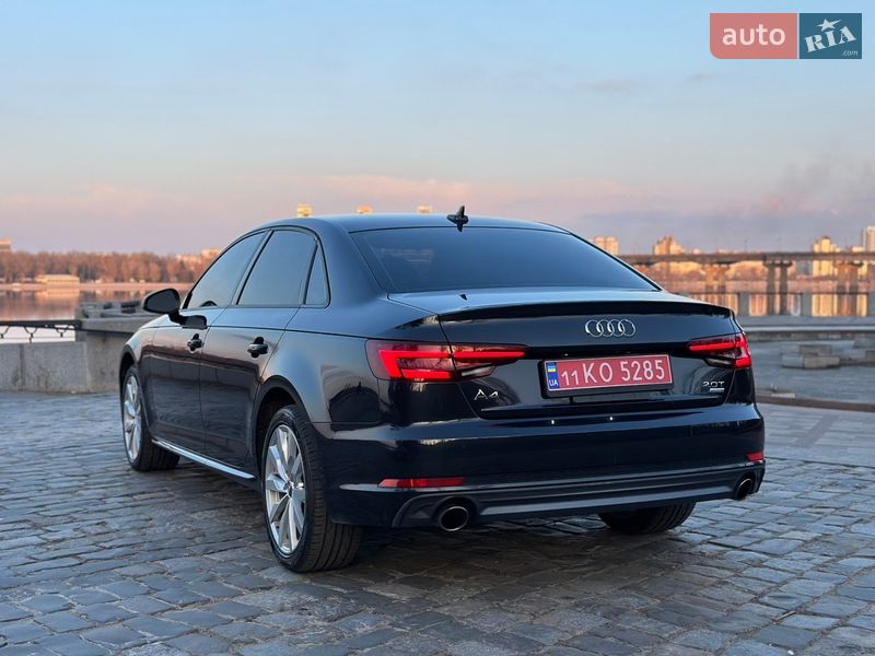 Седан Audi A4 2018 в Киеве