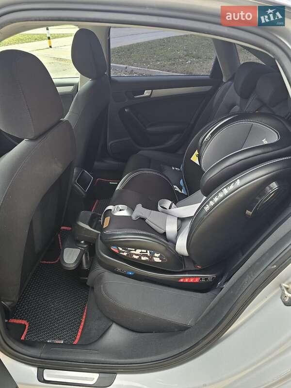 Седан Audi A4 2008 в Кропивницькому