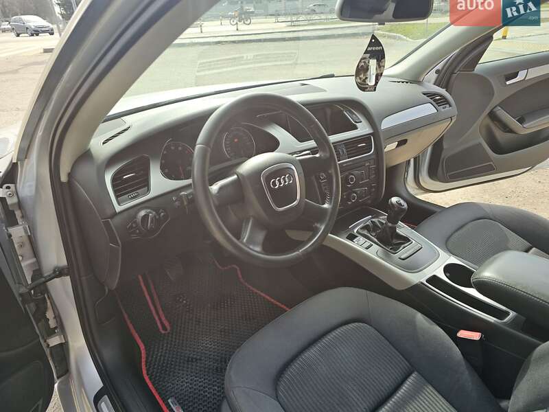 Седан Audi A4 2008 в Кропивницькому