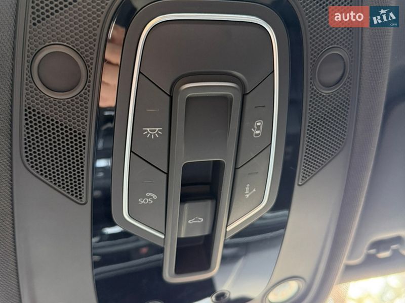 Седан Audi A4 2016 в Киеве