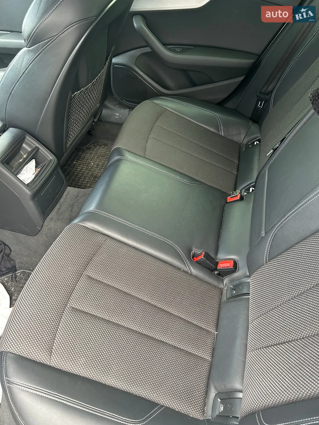 Audi A4 2016 VIN WAUZZZF42HN029541 фото оголошення 7 з 9