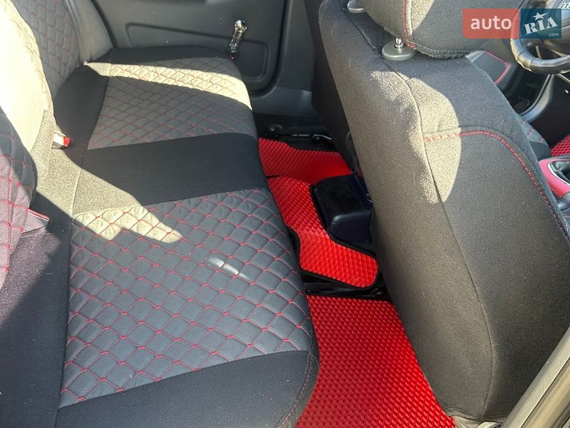 Седан Audi A4 1999 в Бориславе