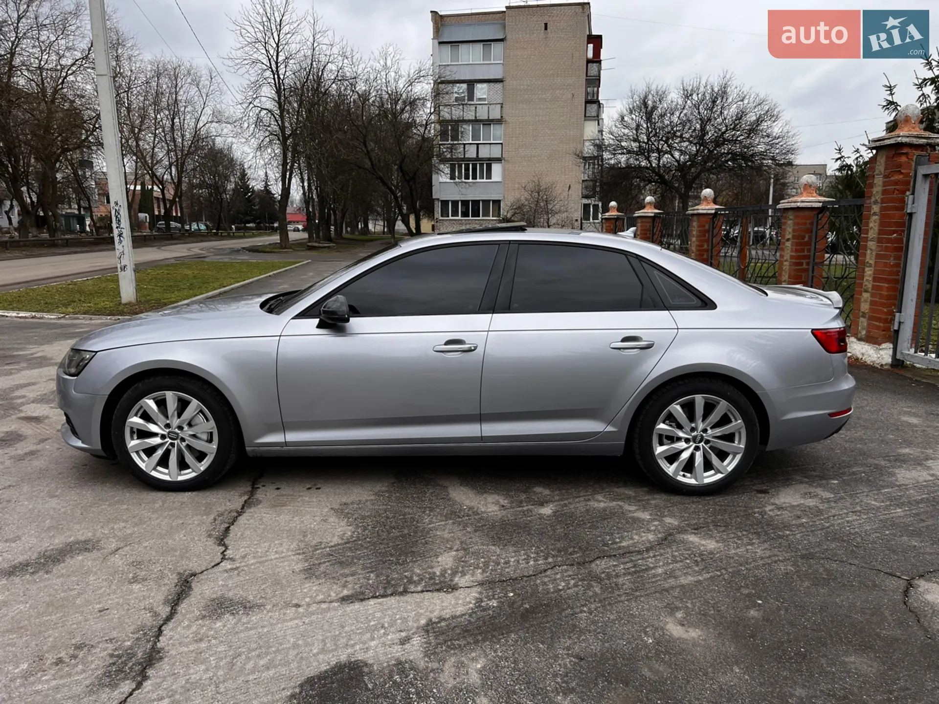 2015 Audi A4 - мініатюра 2