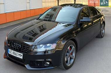 Седан Audi A4 2011 в Кривом Роге