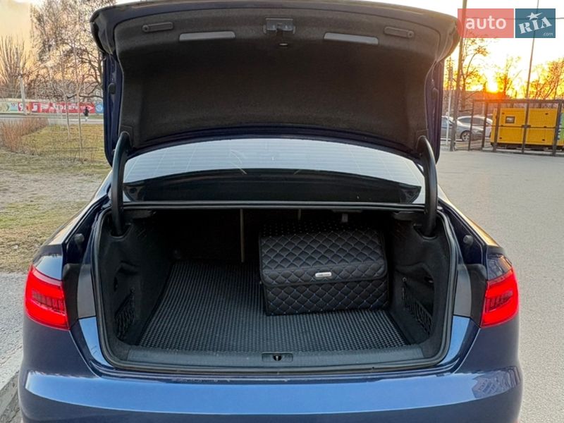 Седан Audi A4 2017 в Кременчуге фото 17 Седан Audi A4 2017 в Кременчуге