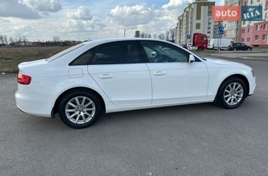 Седан Audi A4 2015 в Виннице