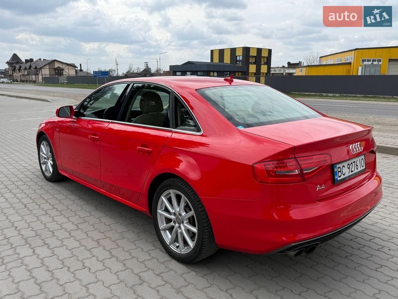 Седан Audi A4 2015 в Радехове